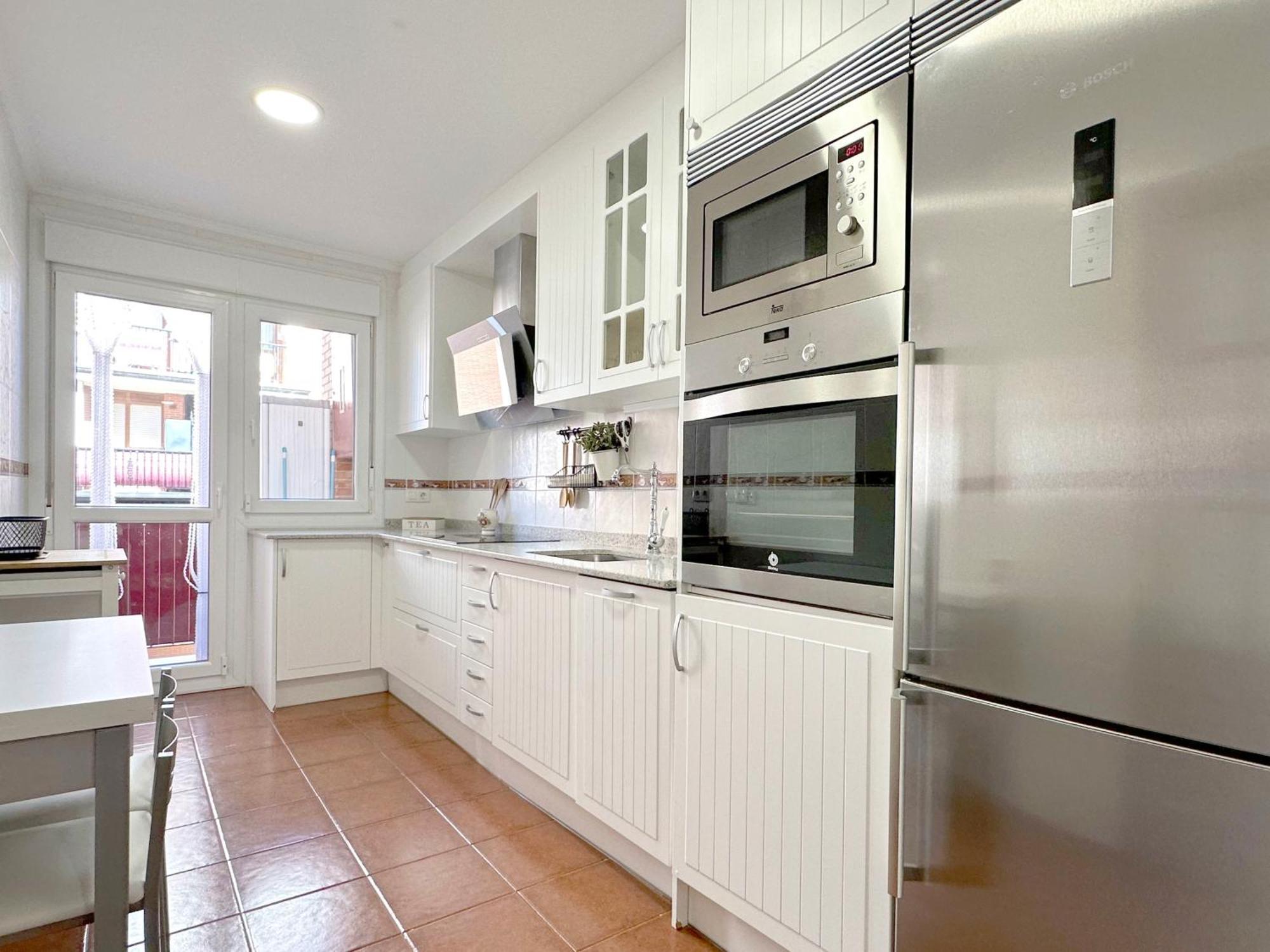 Апартаменти Apartamento Con Gran Terraza En El Centro Кастро-Урдіалес Екстер'єр фото