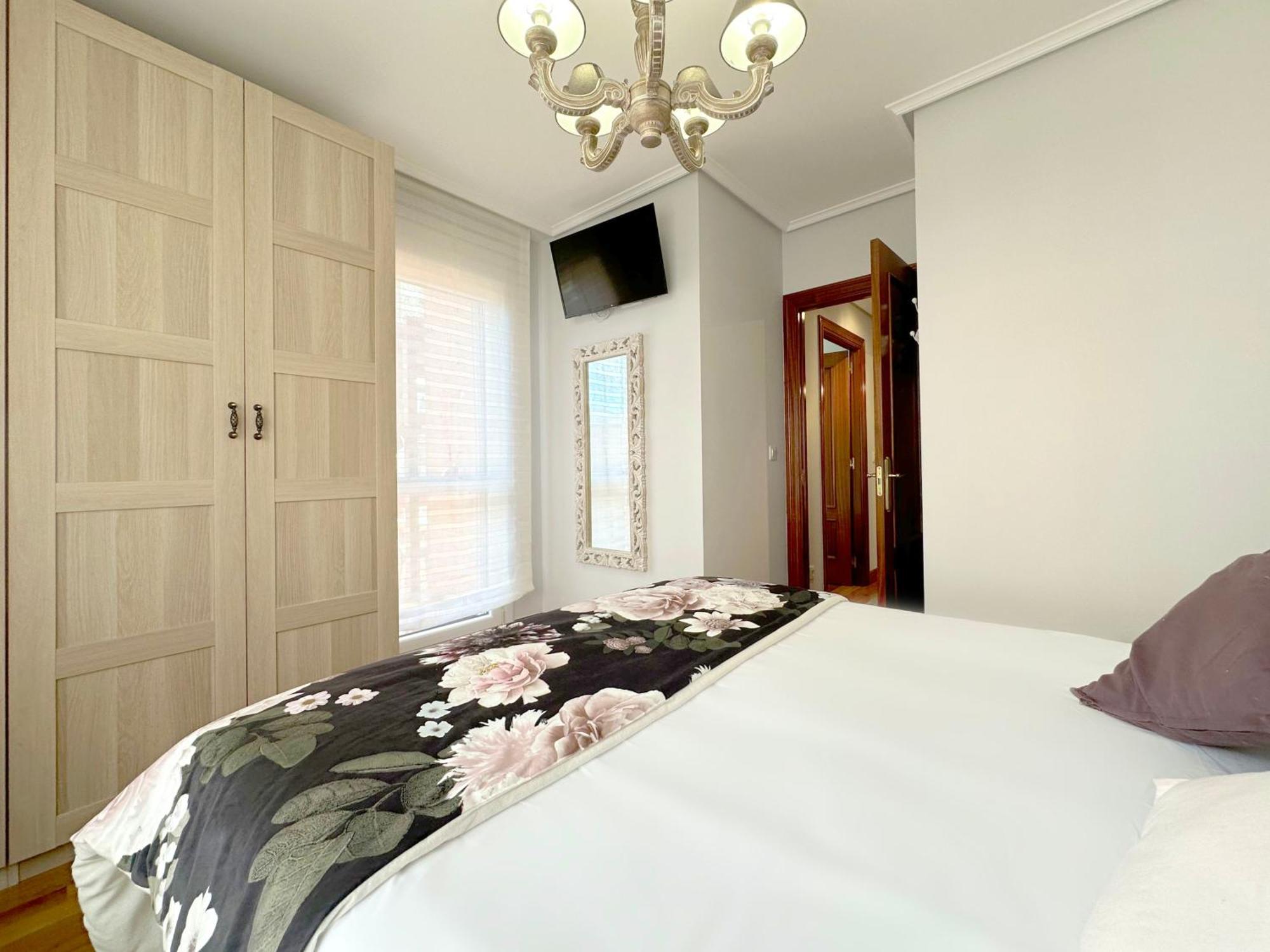 Апартаменти Apartamento Con Gran Terraza En El Centro Кастро-Урдіалес Екстер'єр фото